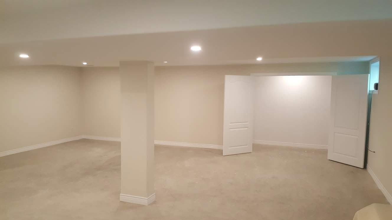 Freshly painted interior room with clean trim lines
